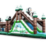 Château Gonflable Parcours Hiver - 07