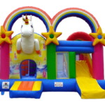 Château Gonflable Licorne - 01