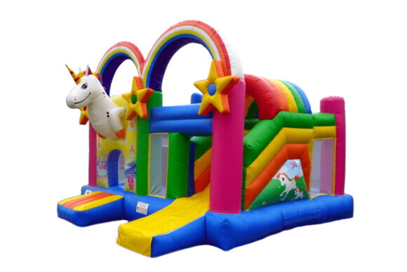 Château Gonflable Licorne - 02