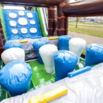 Château Gonflable Parcours Hiver - 04