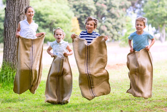 Course en Sac - Jeu Kermesse - 02